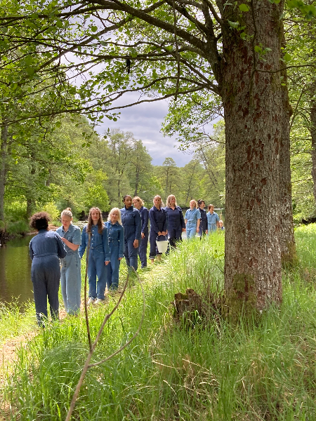 Hundra hinkar fred  2026